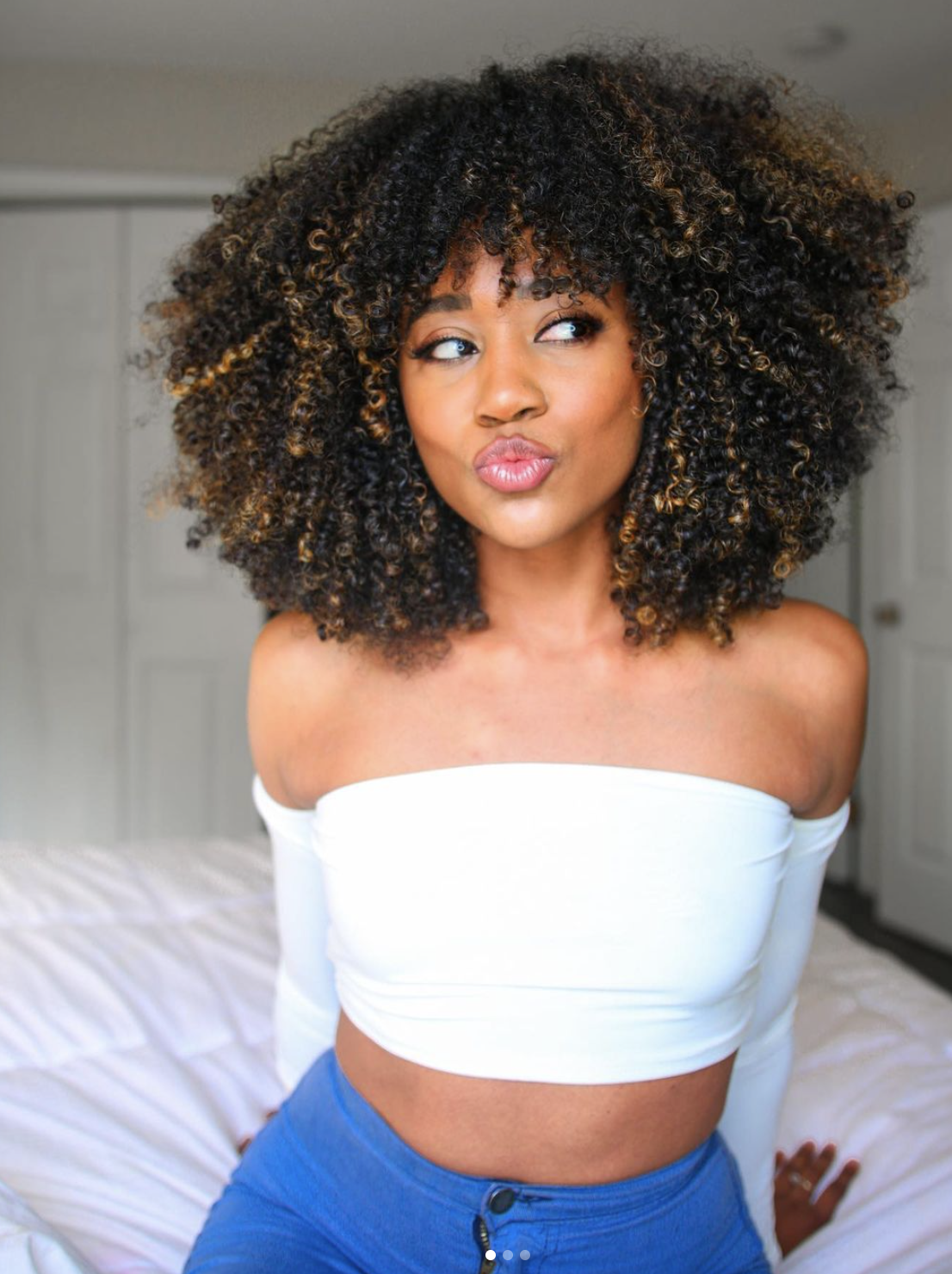 71 Sassy Short Curly Hairstyles To Wear At Any Age! | Short curly haircuts,  Chin length hair, Curly hair styles